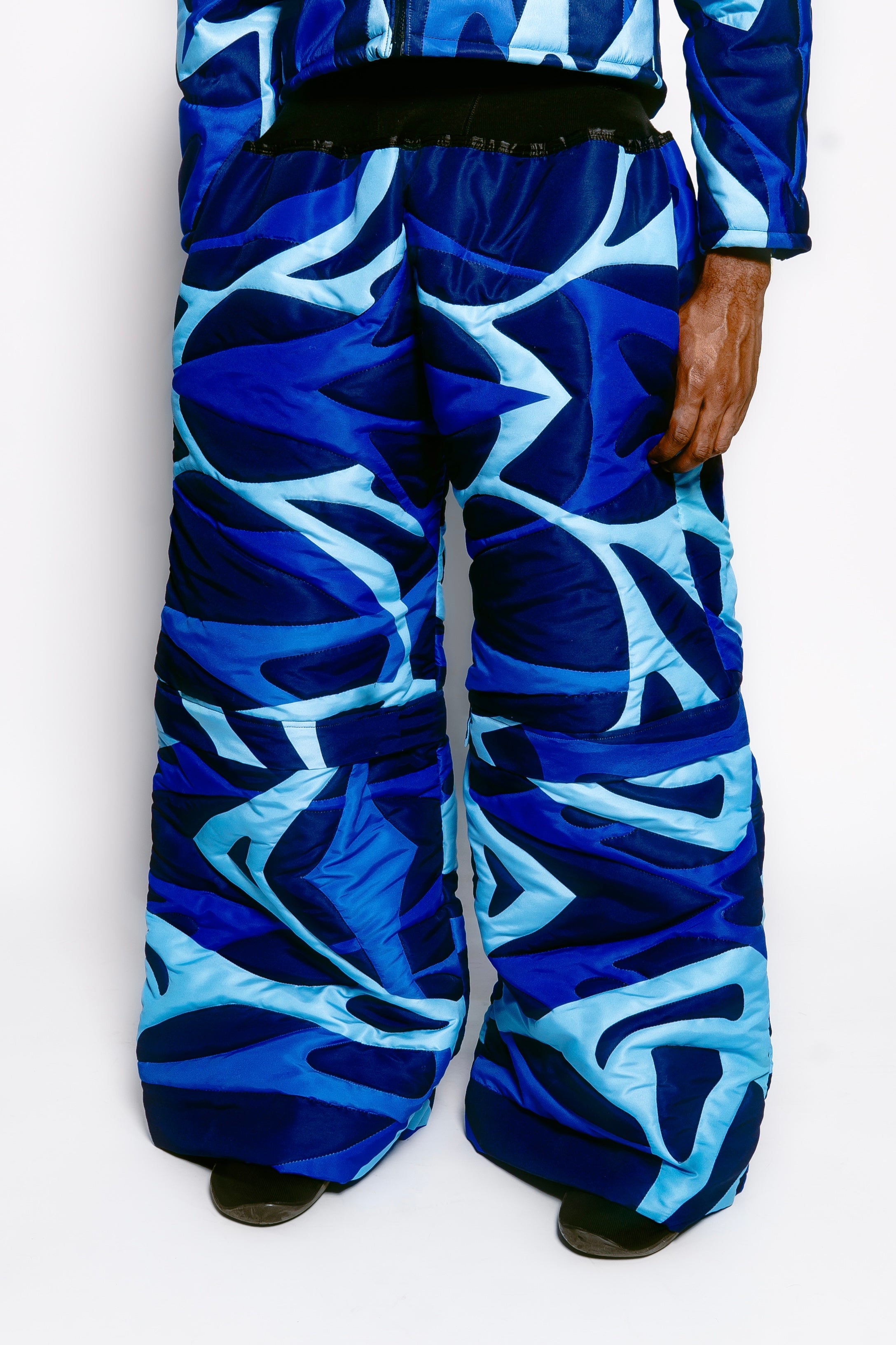 'Line Art' Convertible Puffer Pant/Shorts