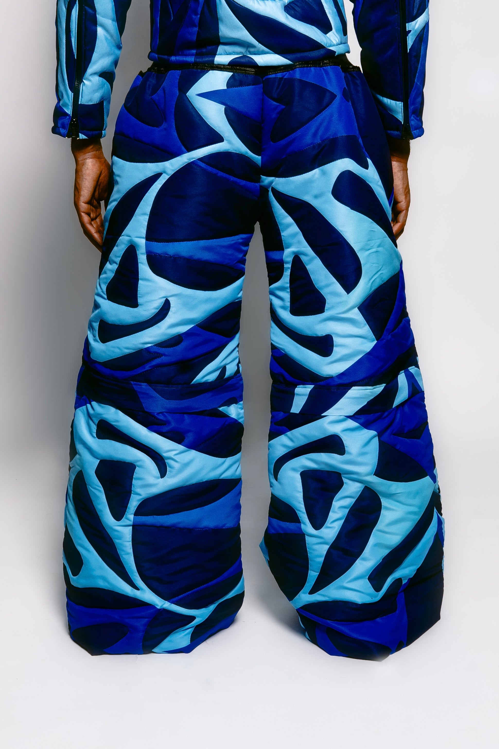 'Line Art' Convertible Puffer Pant/Shorts