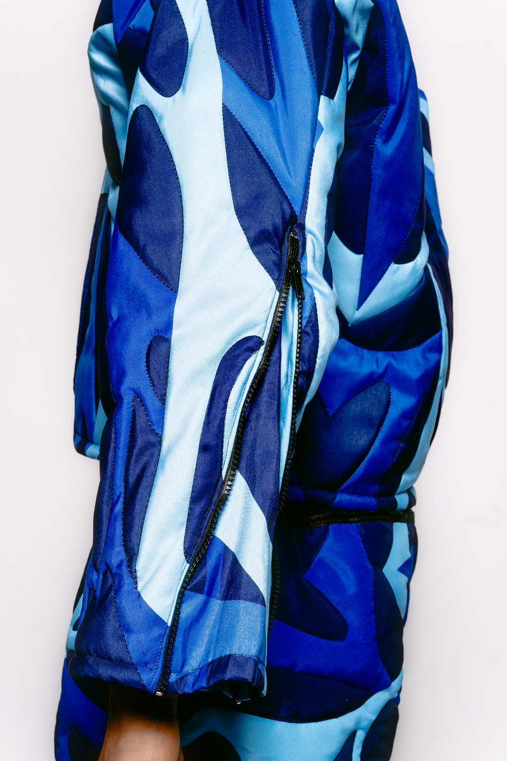 'Line Art' Puffer Jacket