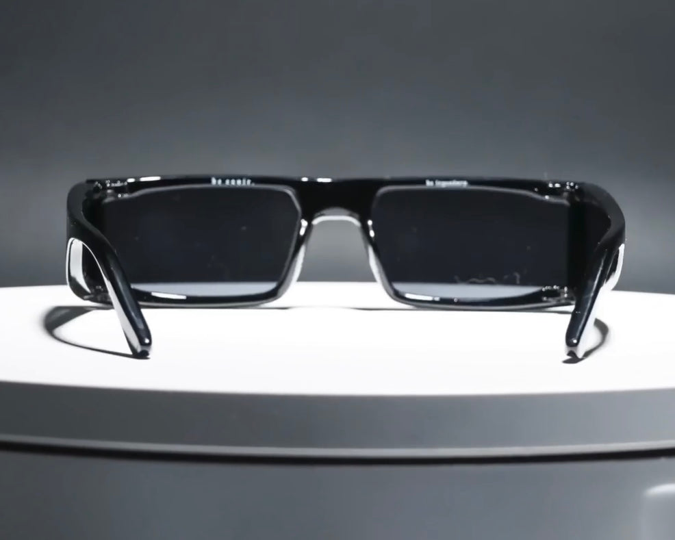 Black 'Zeontis' Sunglasses